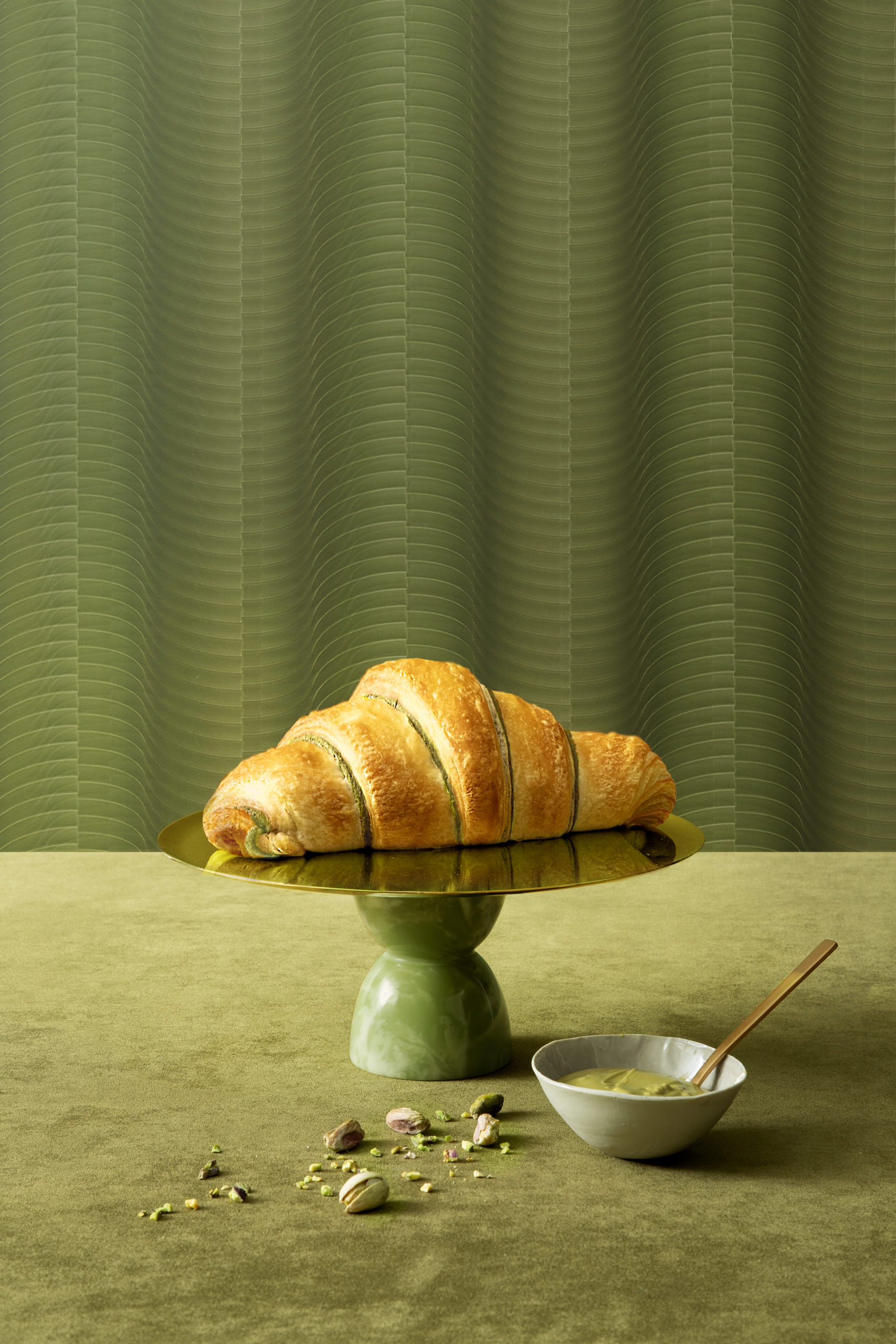 Rodrigo Pistacchio (Bicolored Pistachio Croissant)